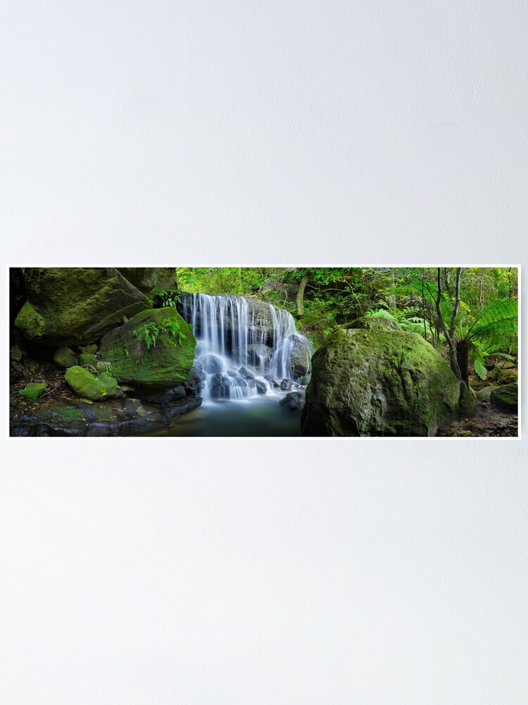 Alternate view of Weeping Rock, Blue Mountains. New South Wales, Australia Poster