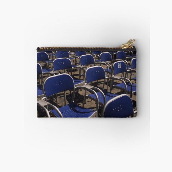 Artikelvorschau, chair pattern entworfen und verkauft von Angela Bruno.