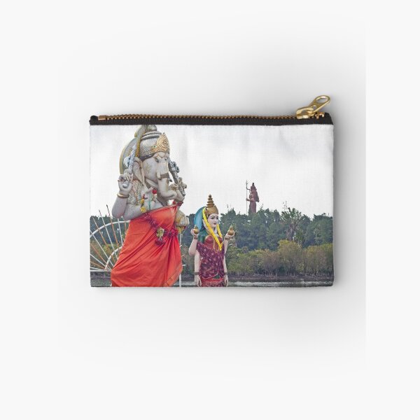Artikelvorschau, Shrine of Goddess Lakshmi and Ganesh at the Sacred lake Grand Bassin,Mauritius. entworfen und verkauft von rajeshbac.