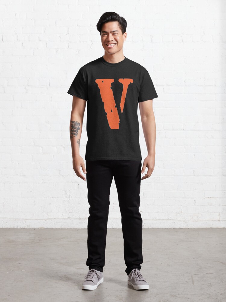 how does vlone t shirts fit