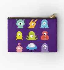 Pixel UFO aliens Studio Pouch