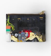 Motorcar Studio Pouch