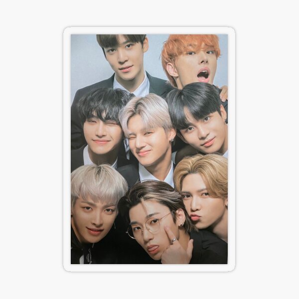 ATEEZ OT8 Photo
