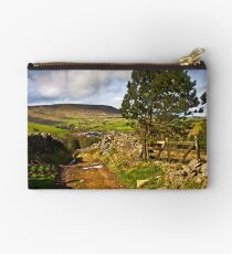 The old farmers track to Pendle Hill Studio Pouch