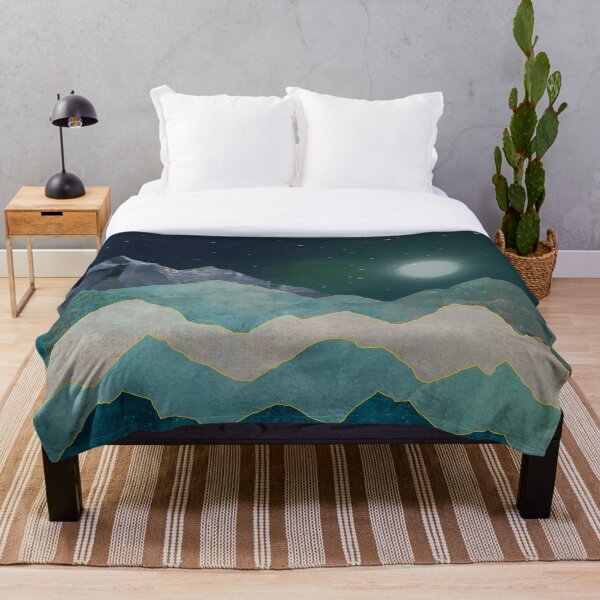 Cool Mountain (D098) Throw Blanket