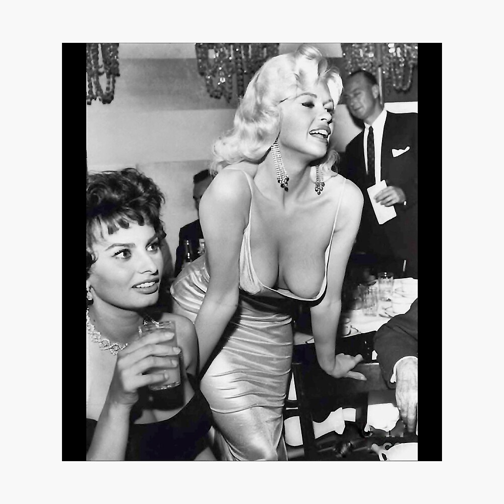 Jayne mansfield nude gif - Best photos on hrifunesguesthouse.is