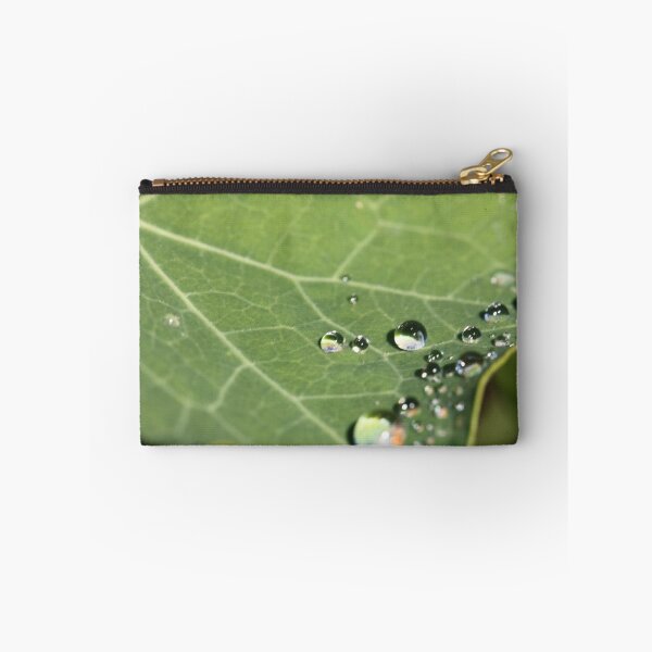Aperçu de l'œuvre Water Droplets 2. créée et vendue par Patrick Keevil.