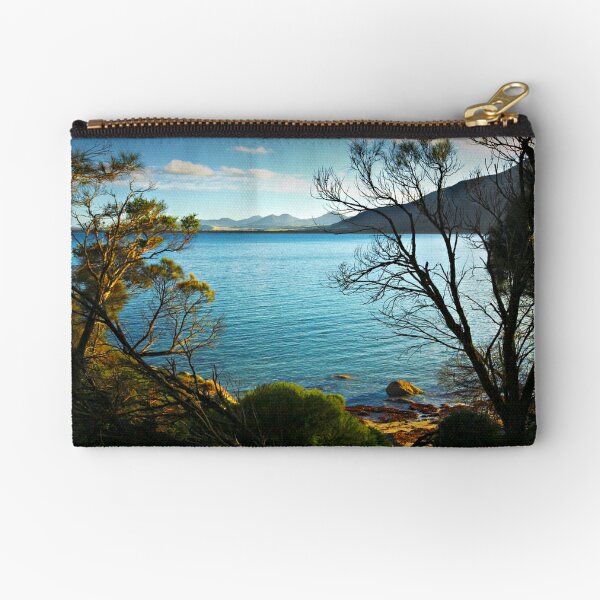 Sunrise - Fotheringate Bay - Flinders Island Zipper Pouch