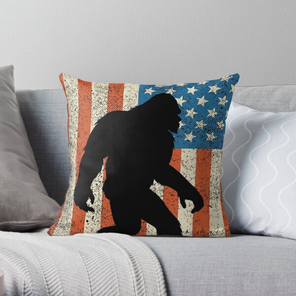Bigfoot Sasquatch I Believe Tshirt Patriot American Flag Usa Throw Pillow