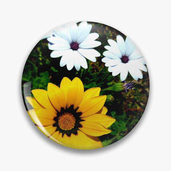 Item preview, WHITE/ YELLOW DAISIES designed and sold by Steffi August.