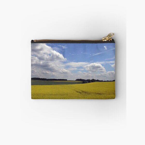 Aperçu de l'œuvre Rapeseed field in sunshine créée et vendue par Antanas.