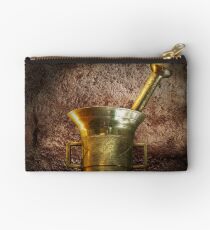 Pharmacist - Mortarium and Pistillum Studio Pouch