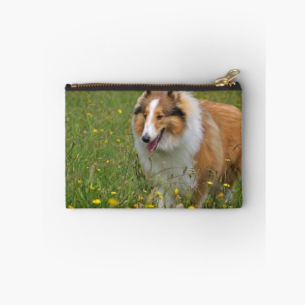 Artikelvorschau, Rough Collie in the Fields entworfen und verkauft von dazzleng.