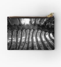 Mono Critter Studio Clutch