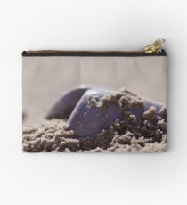 Broken Head Bivalve Studio Pouch