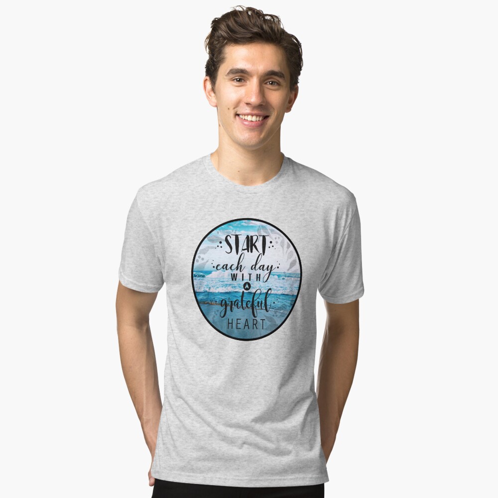 Artikel-Vorschau von Vintage T-Shirt, designt und verkauft von WordsFromHeaven.