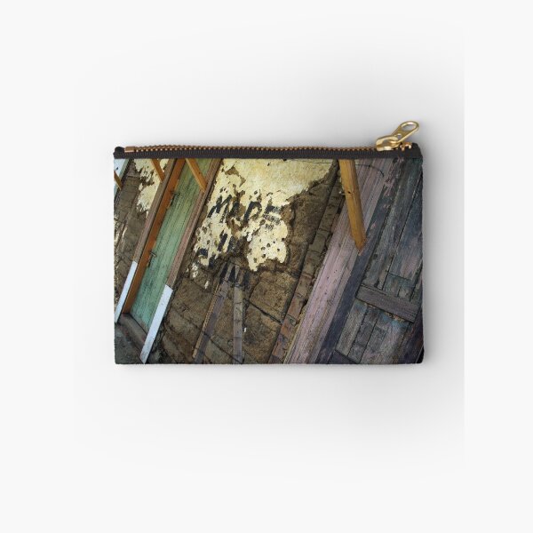 Item preview, derelict frontis designed and sold by Daidalos.