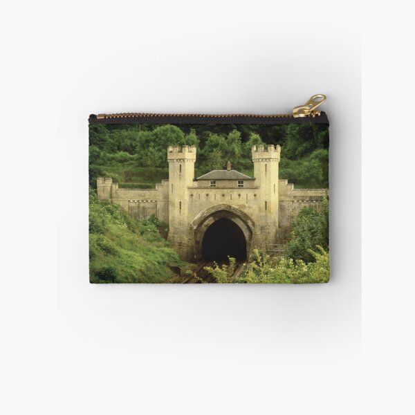 Artikelvorschau, Clayton Train Tunnel © entworfen und verkauft von Dawn Frankulin.