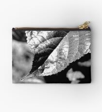 Leaf Contrast Studio Pouch