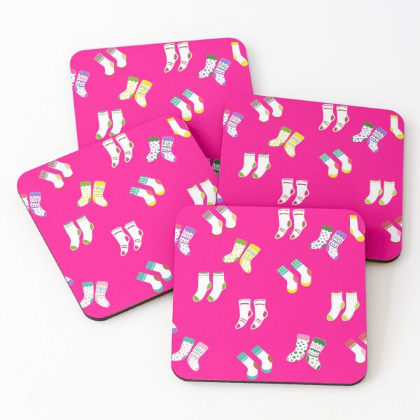 Artikelvorschau, Niedliche Kawaii Mädchen rosa Socken nahtlose Muster beliebt entworfen und verkauft von chuckletuckle.