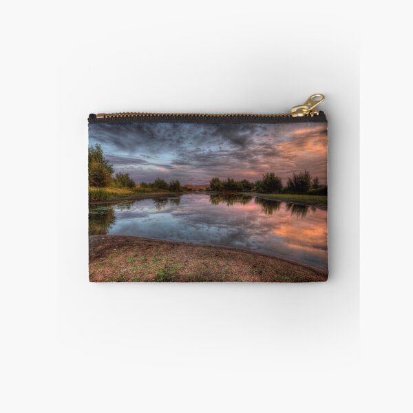 Artikelvorschau, Mirror Bend entworfen und verkauft von Bob Larson.