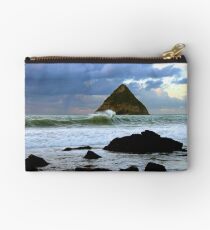 Backbeach Studio Pouch