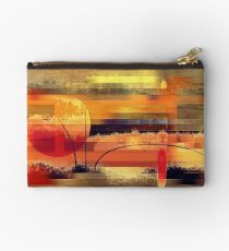 Modular eccentricity Studio Pouch