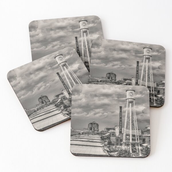Item preview, Lucky Strike en blanco y negro designed and sold by KEnzPhotography.