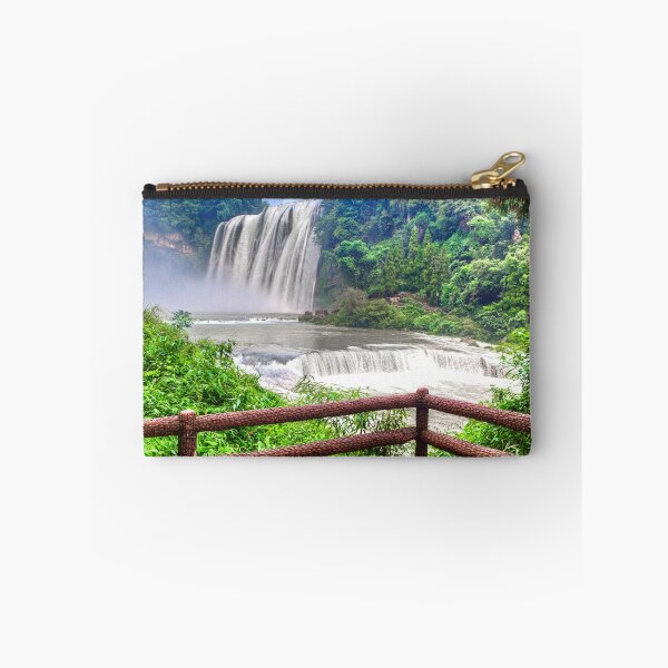 Aperçu de l'œuvre Waterfall view créée et vendue par Ray Mosteller.