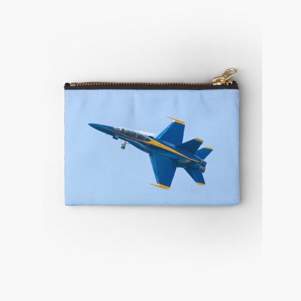 Item preview, Blue Angels Solo #5 Rollo sucio en el despegue designed and sold by Henry Plumley.