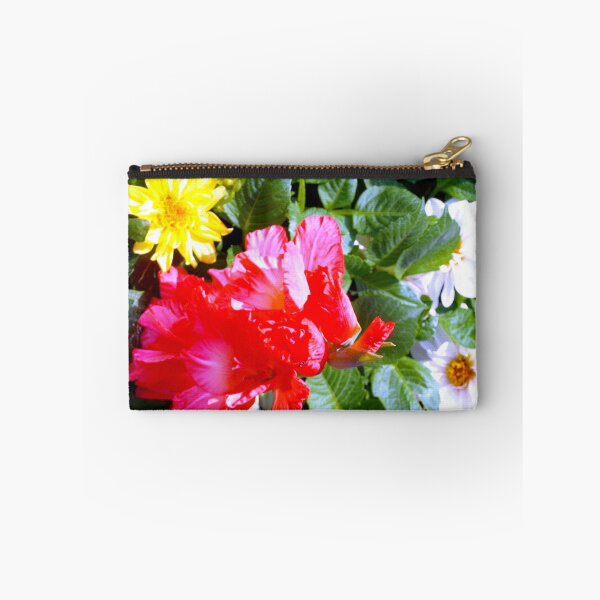 Artikelvorschau, Homegrown flowers entworfen und verkauft von B. Randi Bailey.