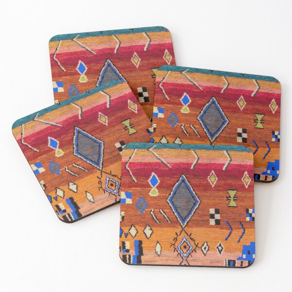 Aperçu de l'œuvre Tapis marocain traditionnel multicolore Heritage Design créée et vendue par SpaceBazaar.
