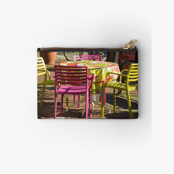 Aperçu de l'œuvre Chairs créée et vendue par apsjphotography.