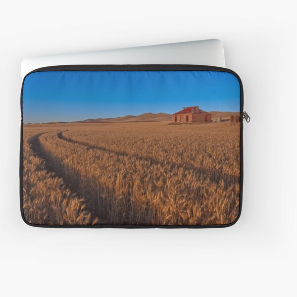 Sunset on Burra Homestead Ruin Laptop Sleeve