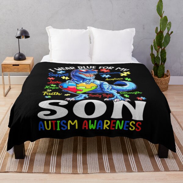 Artikelvorschau, I Wear Blue For My Son Autism T-ShirtI WEAR BLUE FOR MY SON AUTISM AWARENESS DINOSAUR entworfen und verkauft von shopnamokla.