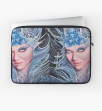 chine-goddess of winter Laptop Sleeve