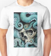 please love, don't die so far from the sea Unisex T-Shirt