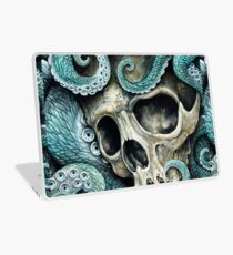 please love, don't die so far from the sea Laptop Skin