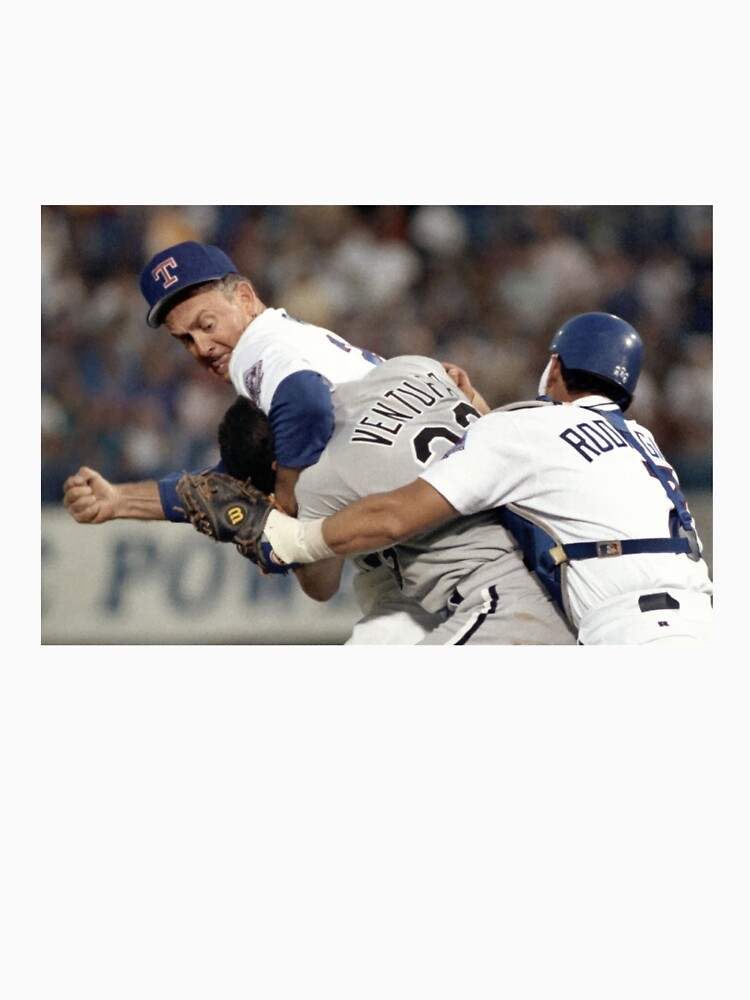 Download Nolan Ryan Baseball Star Wallpaper