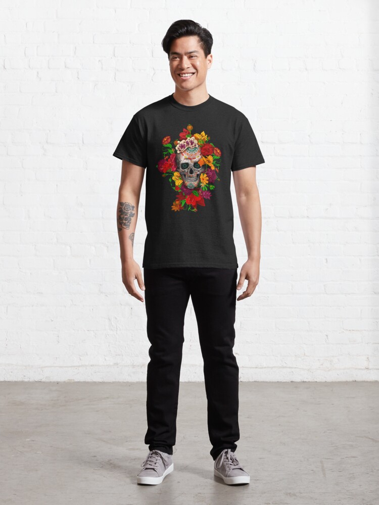 Discover Day of the dead sugar skull with flower  T-Shirt