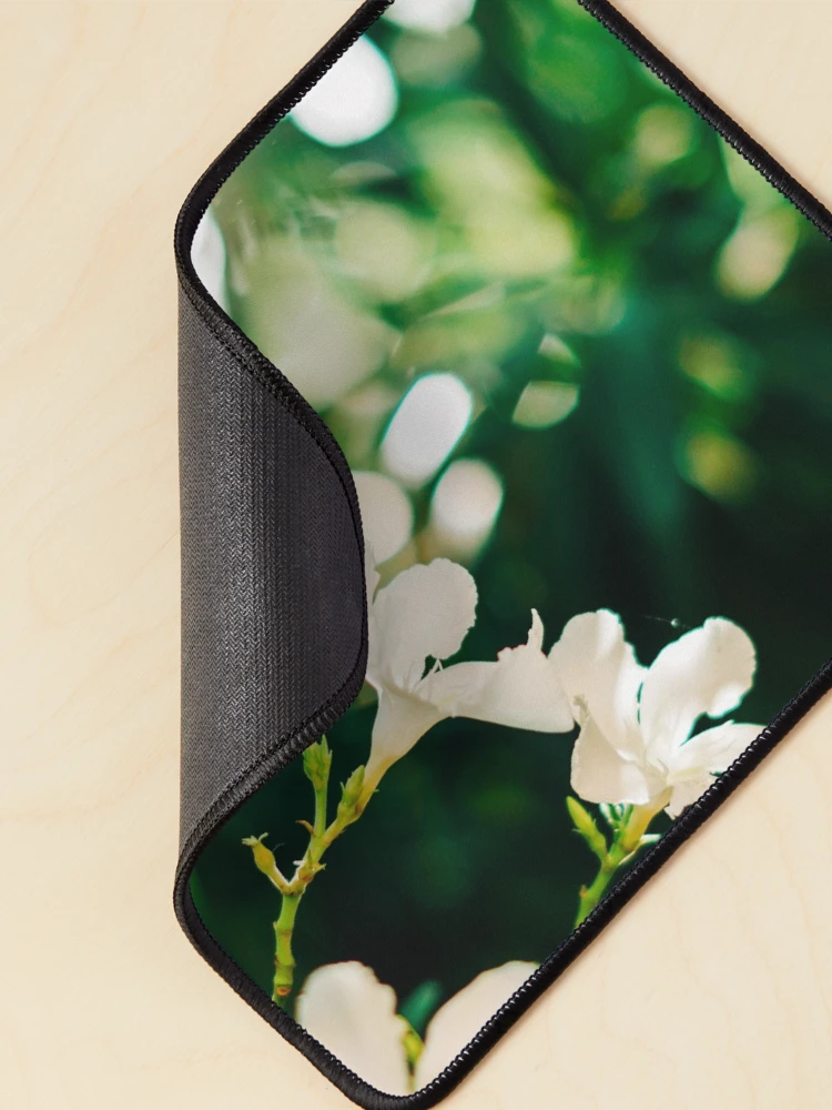 Thumbnail 2 von 5, Mauspad, Spring Fling designt und verkauft von RissaDD.