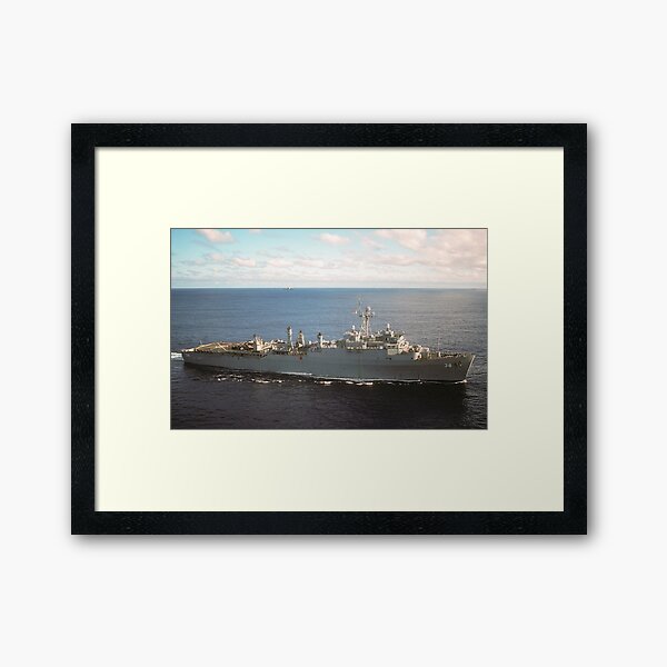 Aperçu de l'œuvre USS PENSACOLA (LSD-38) MAGASIN DE NAVIRE créée et vendue par militarygifts.