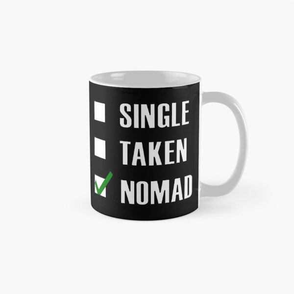 Artikelvorschau, Funny Essentials: Single Taken Nomad Grünes Kontrollkästchen - Schlankes weißes Typografie-Design (Dunkelmodus) entworfen und verkauft von Deegital18.