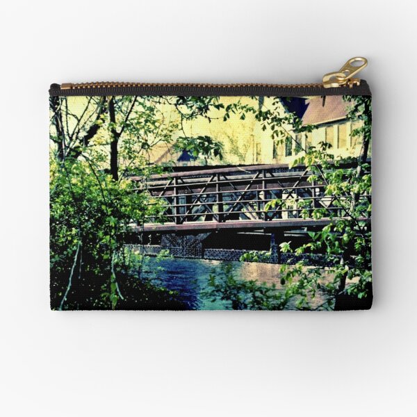 Oak Leaf Bridge © Zipper Pouch