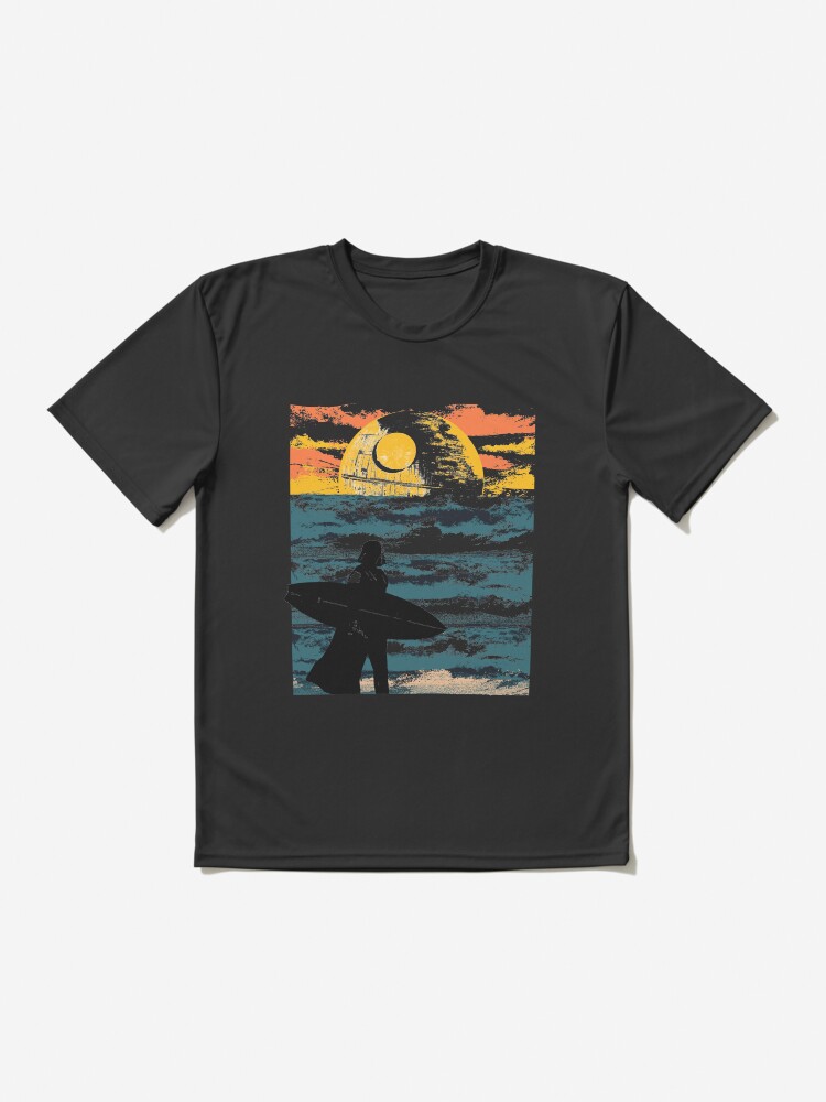 Imagen 2 de 7, Camiseta deportiva con la obra Día de surf, diseñada y vendida por clingcling.