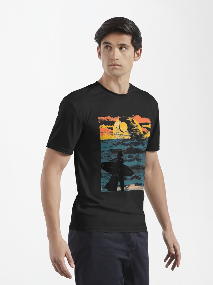 Imagen 3 de 7, Camiseta deportiva con la obra Día de surf, diseñada y vendida por clingcling.