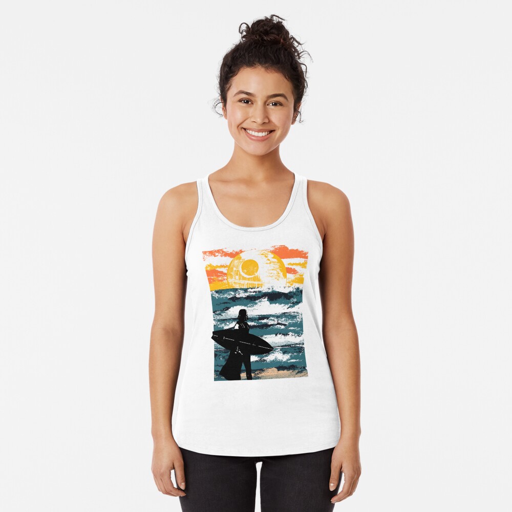 Vista previa del artículo con la obra «Camiseta con espalda nadadora», diseñado y vendido por clingcling.