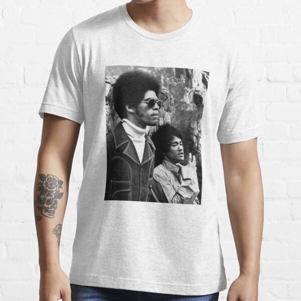 Holen Sie sich jetzt Jim Kelly Enter the Dragon Bruce Lee Essential T-Shirt