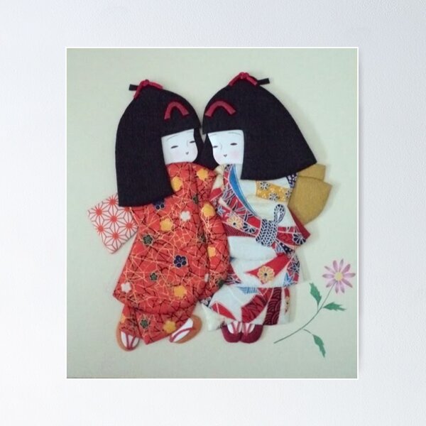 Artikelvorschau, Süße japanische Papierpuppen handgemacht aus Origami-Papier entworfen und verkauft von JoAnnValencia.