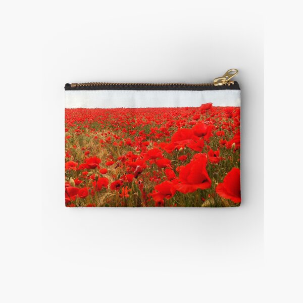 Artikelvorschau, rotes Mohnfeld Mohnblumen entworfen und verkauft von Denis Rösler.